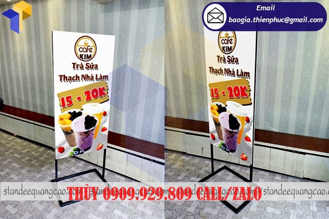 standee đứng hai mặt quảng cáo