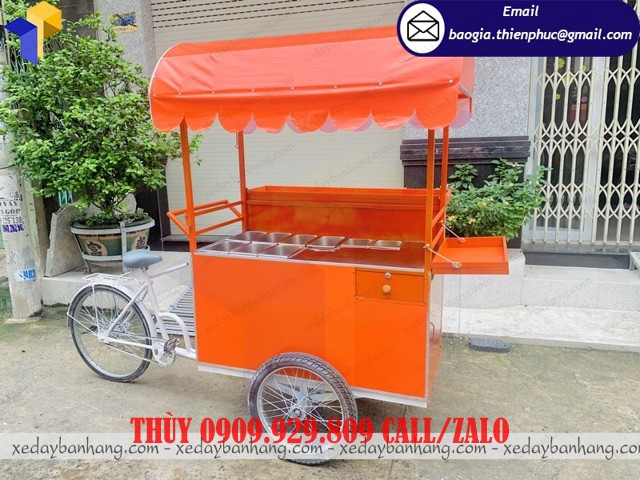 xe đẩy bán chè đẹp