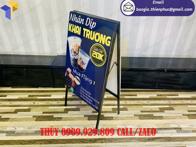 khung standee a quảng cáo