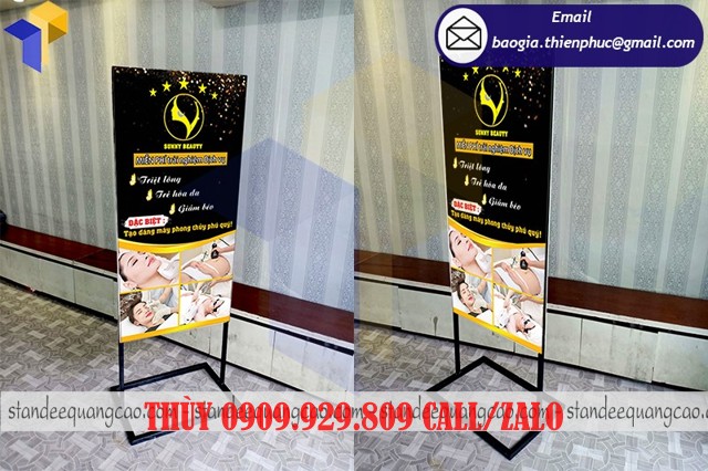 khung standee quảng cáo hai mặt