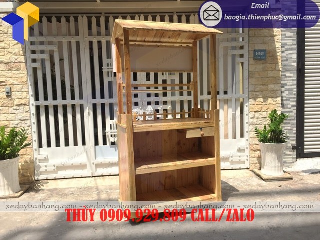 xe gỗ bán nước ép