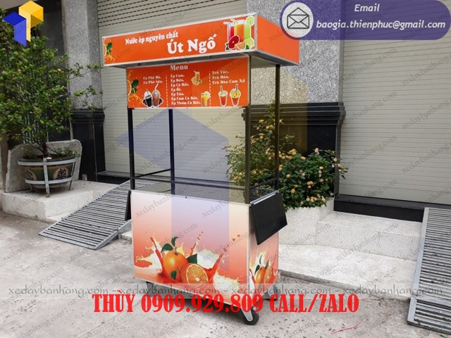 tủ bán nước ép sinh tố