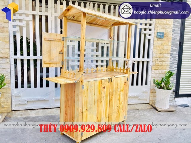 quầy bán nước ép bằng gỗ