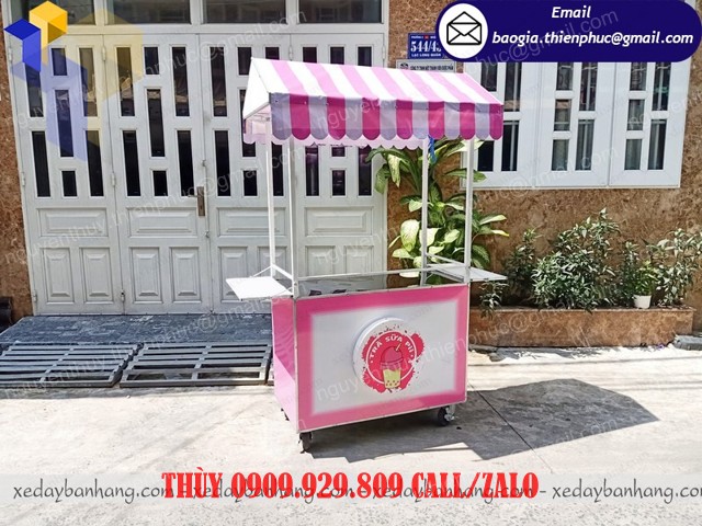 xe đẩy bán trà sữa