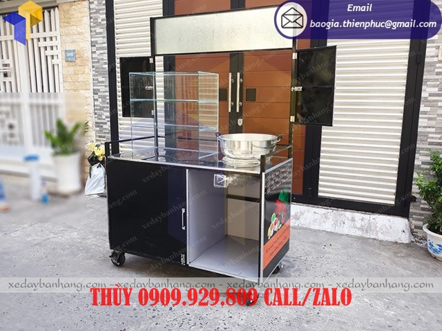 xe sắt bán tôm hùm hấp