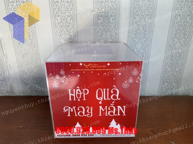 xuong san xuat hop mica dung qua