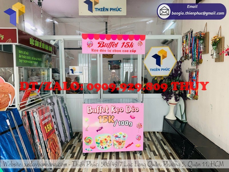 tủ bán đồ ăn vặt xếp gọn bán kẹo dẻo