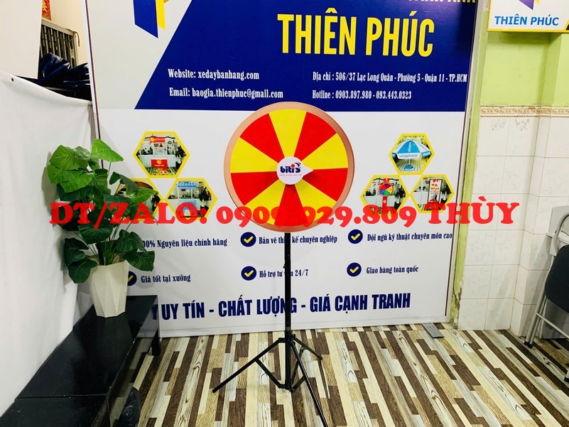vòng xoay chân xếp may mắn